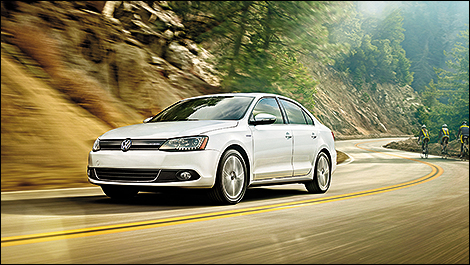 2013 Volkswagen Jetta hybride turbo 3/4 avant