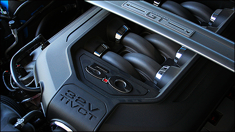 2013 Ford Mustang GT engine