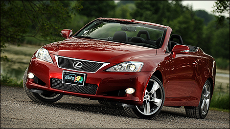 2010 Lexus IS 350 C front 3/4 view