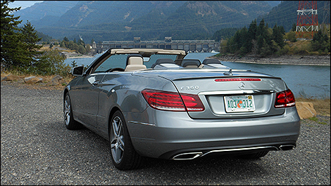 2014 Mercedes-Benz E350 cabriolet rear 3/4 view