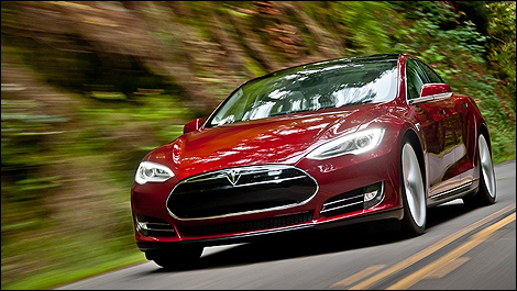Tesla Model S vue 3/4 avant