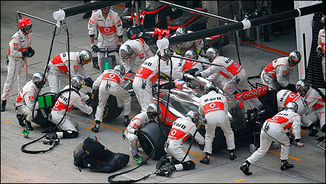 F1 McLaren pitstop