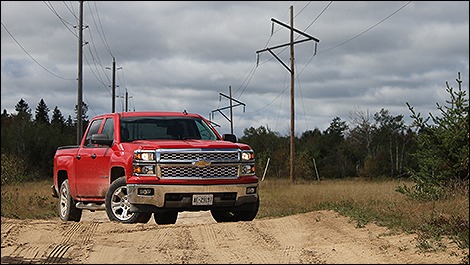 2014 Chevrolet Silverado 3/4 view