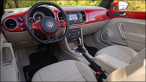2013 Volkswagen Beetle Convertible cabin