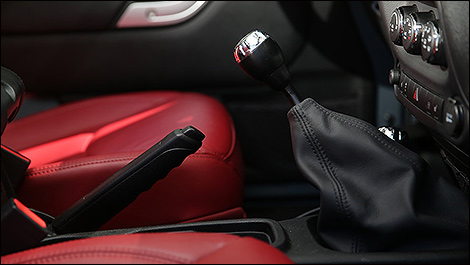 2013 Jeep Wrangler Unlimited Rubicon shifter