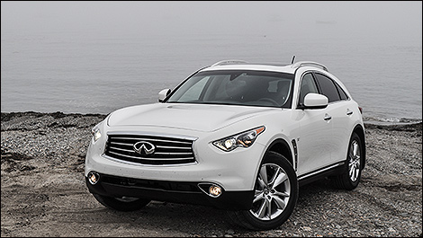 2014 Infiniti QX70 3/4 view