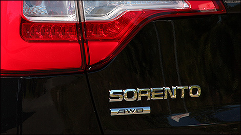 2014 Kia Sorento SX logo