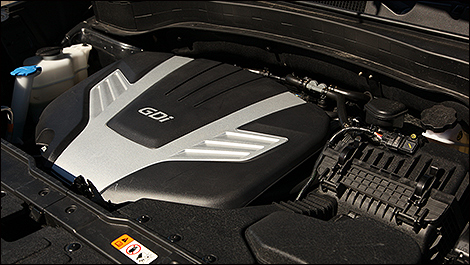 2014 Kia Sorento SX engine