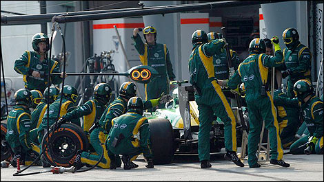 F1 Caterham pitstop