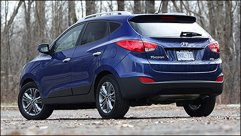 2014 Hyundai Tucson rear 3/4 view