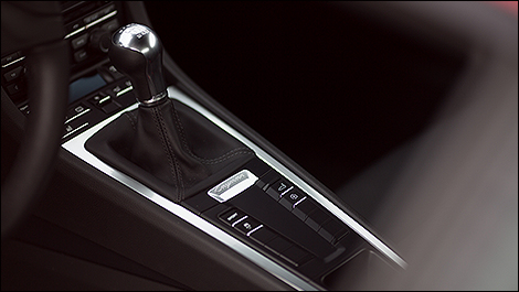 2014 Porsche Cayman shifter