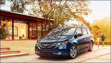 2014 Honda Odyssey 3/4 view