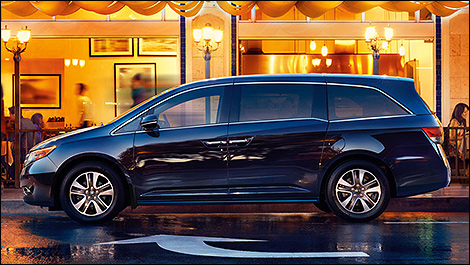 2014 Honda Odyssey side view