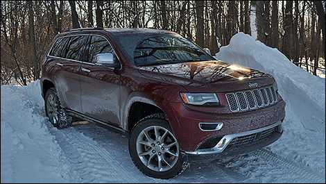 2014 Jeep Grand Cherokee Summit EcoDiesel 3/4 view