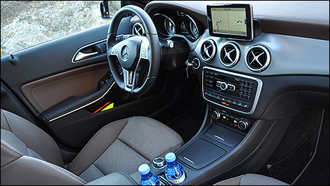 2014 Mercedes GLA-Class 250 4MATIC cabin