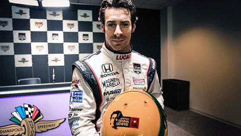 Simon Pagenaud shwoing his tribute helmet. 