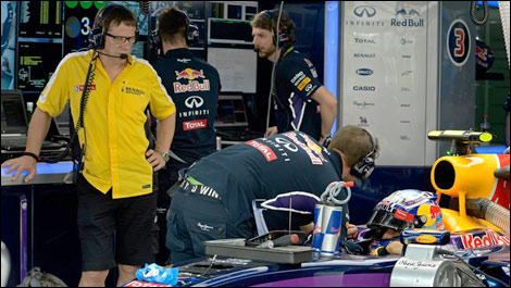 F1 Red Bull Renault engineers stand