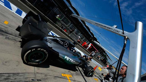 F1 Hungarian Grand Prix Hungaroring Mercedes W05 Lewis Hamilton