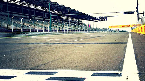 F1 empty track