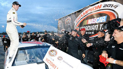 Louis-Philippe Dumoulin NASCAR Canadian Tire Kawartha Speedway