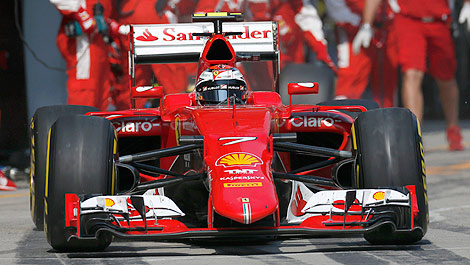 F1 Kimi Raikkonen Ferrari SF15-T