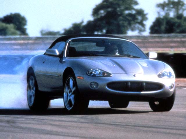 JAGUAR XKR SILVERSTONE 2001 JAGUAR XKR SILVERSTONE 2001