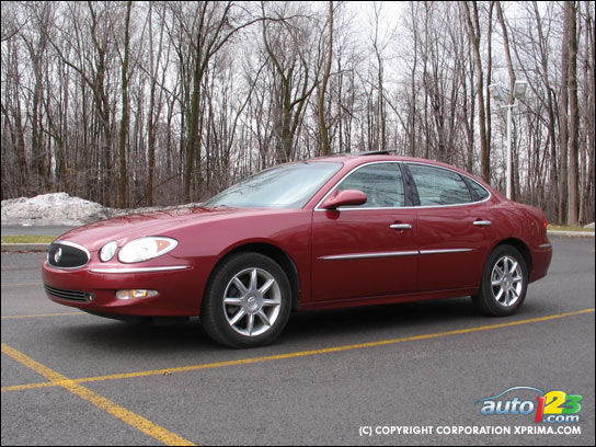 Buick Allure 2005 (Extrait vidéo) Buick Allure 2005 (Extrait vidéo)