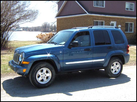 Jeep Liberty CRD 2005 (Extrait vidéo) Jeep Liberty CRD 2005 (Extrait vidéo)