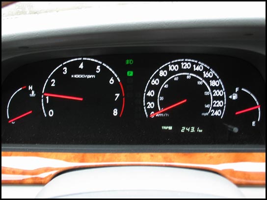 Kia Amanti 2005 (Extrait vidéo) Kia Amanti 2005 (Extrait vidéo)