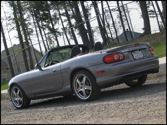 Mazda MX-5 Mazdaspeed 2005 (Extrait vidéo) Mazda MX-5 Mazdaspeed 2005 (Extrait vidéo)