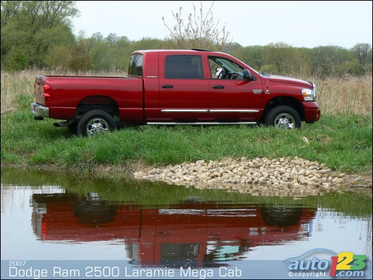 Dodge Ram 2500 Mega Cab. 2007 Dodge Ram MegaCab 2500