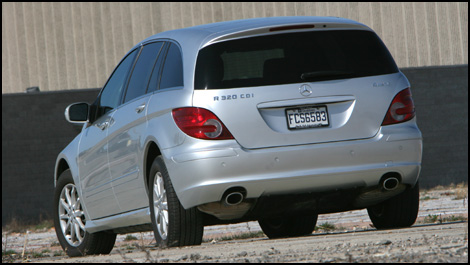 2007 Mercedes-Benz R320 CDI 4MATIC Road Test Editor's Review | Page 1 