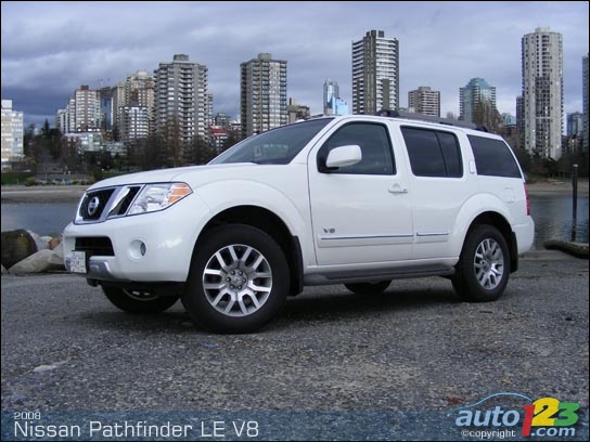 Nissan Pathfinder LE V8 2008 : essai routier Nissan Pathfinder LE V8 2008 : essai routier