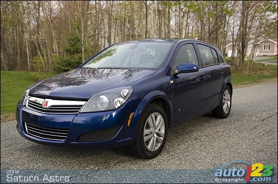 Saturn Astra XE à 5 portes 2008 : essai routier (vidéo) Saturn Astra XE à 5 portes 2008 : essai routier (vidéo)