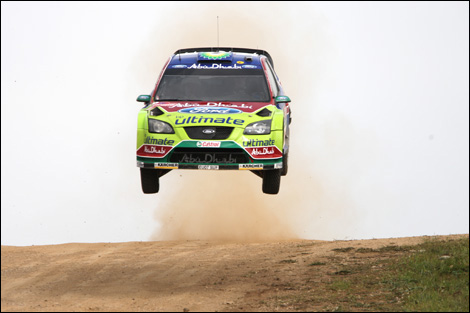  Anttila taking a spectacular jump in their Ford Focus RS WRC during day 